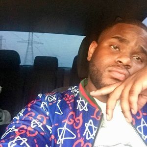 Meet your Posher, John-lewy